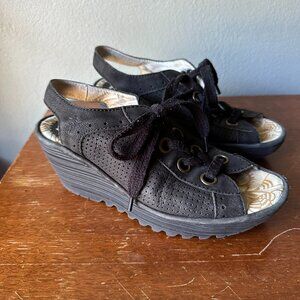 FLY LONDON Yuta Lace Up Wedge 38 7.5-8